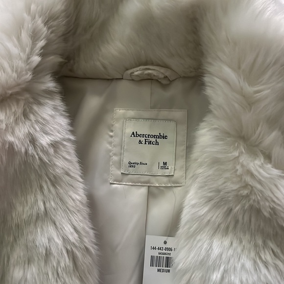 Jacket - Picture 2 of 4